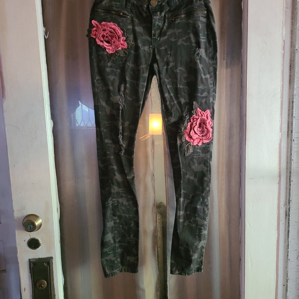 camouflage distressed jeans